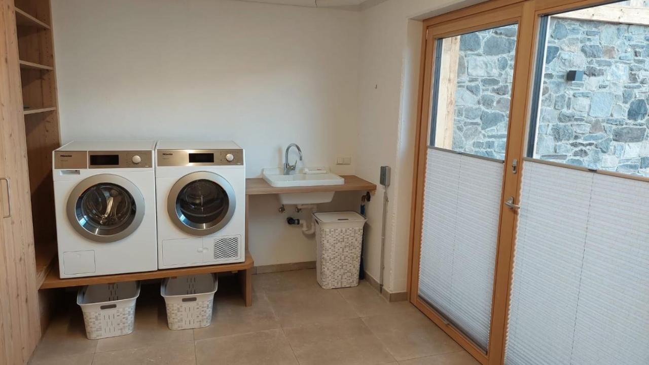 Panorama Berg Chalet Großkirchheim エクステリア 写真